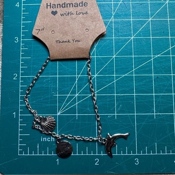 Dreamer dolphin shell bracelet handmade - Picture 2 of 4